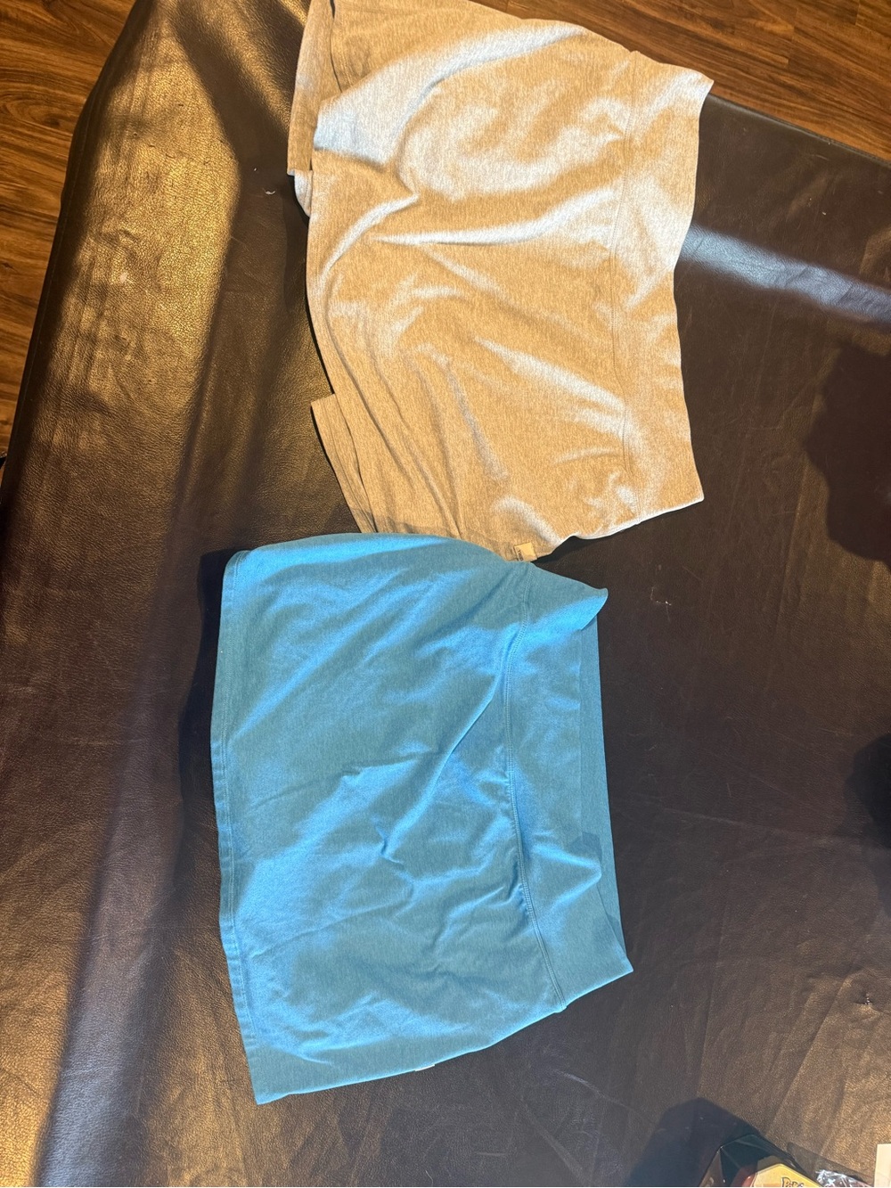 Vuori Women’s Tennis Skirt Bundle 2pc size xl